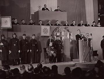 Veranstaltung der Vaterländischen Front im Wiener Musikvereinssaal. Österreich. Photographie. 1936. ©IMAGNO
