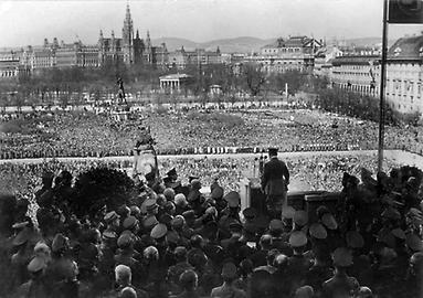 Adolf Hitler am Heldenplatz Adolf Hitler am Heldenplatz
