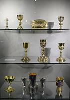 Messkelche von der Barockzeit bis 2014. Foto: Doris Wolf Messkelche von der Barockzeit bis 2014. Foto: Doris Wolf