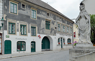 Haus Bahnstraße Nr. 1 in Langenlois Haus Bahnstraße Nr. 1 in Langenlois