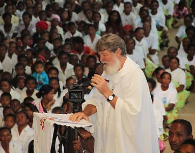 Glimpses of celebration Glimpses of celebration