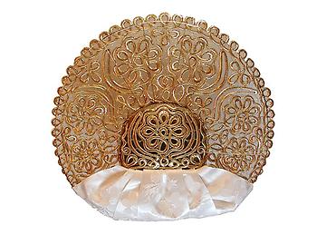 Goldene Radhaube in Laméspitze Goldene Radhaube in Laméspitze