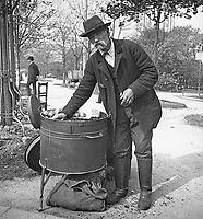 Maronibrater Maronibrater