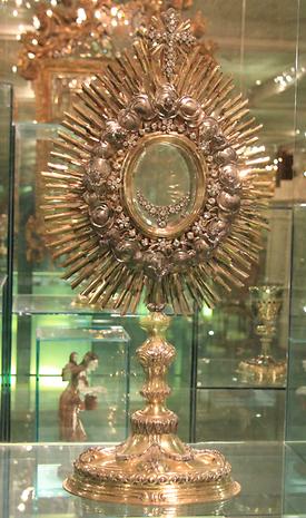 Sonnenmonstranz aus der Übergangszeit vom Barock zum Klassizismus, Stift Melk Sonnenmonstranz aus der Übergangszeit vom Barock zum Klassizismus, Stift Melk