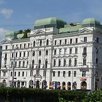 Foto: Doris Wolf, 2010; Maria-Theresien-Hof, Währinger Straße 2-4 Foto: Doris Wolf, 2010; Maria-Theresien-Hof, Währinger Straße 2-4