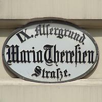 Foto: Doris Wolf, 2010; Maria-Theresien-Straße Foto: Doris Wolf, 2010; Maria-Theresien-Straße