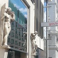 Foto: Doris Wolf, 2021; Maria-Theresien-Straße 11 Foto: Doris Wolf, 2021; Maria-Theresien-Straße 11