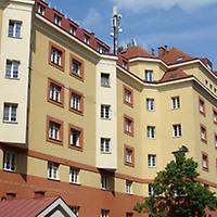 Foto: Doris Wolf, 2010; Wagner-Jauregg-Hof, Lustkandlgasse 26-28 Foto: Doris Wolf, 2010; Wagner-Jauregg-Hof, Lustkandlgasse 26-28