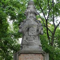 Foto: Doris Wolf, 2010; Prälatenkreuz, vor Liechtensteinstraße 110 Foto: Doris Wolf, 2010; Prälatenkreuz, vor Liechtensteinstraße 110