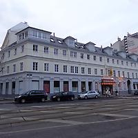 Foto: Doris Wolf, 2013; Nussdorfer Straße 69 / Ayrenhoffgasse 2 Foto: Doris Wolf, 2013; Nussdorfer Straße 69 / Ayrenhoffgasse 2