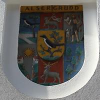Foto: Doris Wolf, 2010; Alsergrund-Wappen am Haus Zimmermanngasse 2 / Alser Straße 48 Foto: Doris Wolf, 2010; Alsergrund-Wappen am Haus Zimmermanngasse 2 / Alser Straße 48