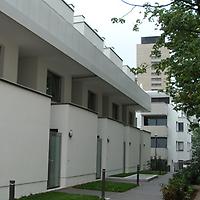 Foto: Doris Wolf, 2012; poli.life, Mariannengasse 8-10 / Höfergasse 1 Foto: Doris Wolf, 2012; poli.life, Mariannengasse 8-10 / Höfergasse 1