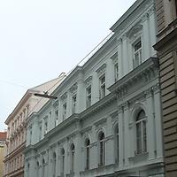 Foto: Doris Wolf, 2012; Ehem. Poliklinik, Mariannengasse 8-10 / Höfergasse 1 Foto: Doris Wolf, 2012; Ehem. Poliklinik, Mariannengasse 8-10 / Höfergasse 1