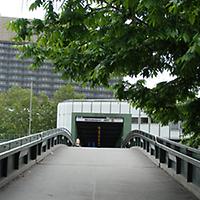 Foto: Doris Wolf, 2010; U-Bahn-Station Michelbeuern-AKH Foto: Doris Wolf, 2010; U-Bahn-Station Michelbeuern-AKH