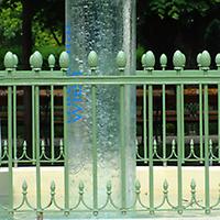 Foto: Doris Wolf, 2010; Universitätscampus, 1. Hof Foto: Doris Wolf, 2010; Universitätscampus, 1. Hof