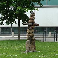 Foto: Doris Wolf, 2010; Universitätscampus, 8. Hof Foto: Doris Wolf, 2010; Universitätscampus, 8. Hof