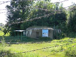 Schlecht erhaltene Gedenkstätte © P. Diem Schlecht erhaltene Gedenkstätte © P. Diem