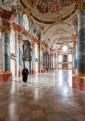 Stiftsbibliothek von Altenburg Stiftsbibliothek von Altenburg