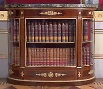 Albertina, Vitrinenschrank Albertina, Vitrinenschrank