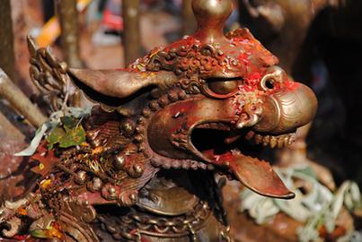 The inner sanctuary is protected spiritually by bronze lions The inner sanctuary is protected spiritually by bronze lions