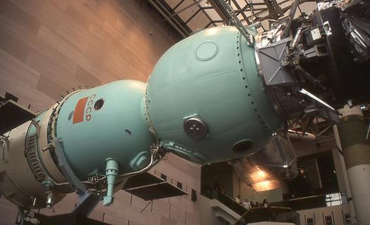 Soviet station „Mir“ Soviet station „Mir“