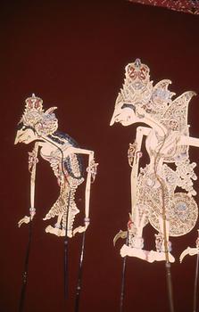 Delicatly painted figures of Javanese tradition with its deformed limbs Delicatly painted figures of Javanese tradition with its deformed limbs