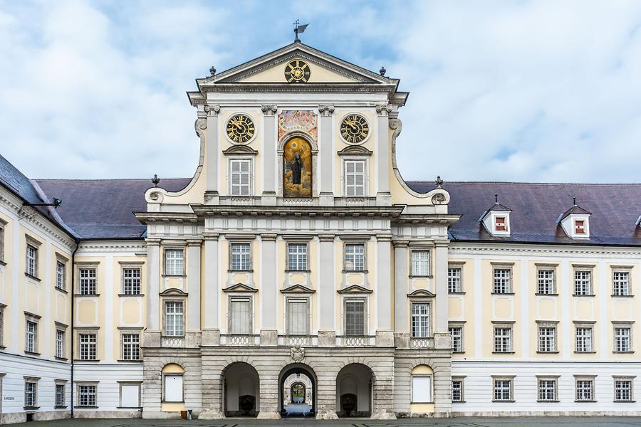 Benediktinerstift Kremsmünster Benediktinerstift Kremsmünster