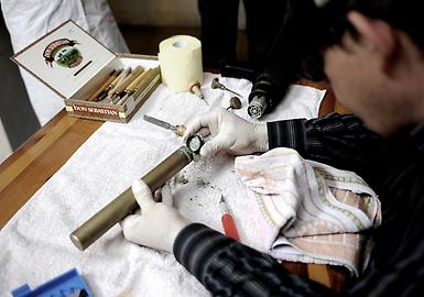 Die Kapsel wird geöffnet - Foto: Bundesheer/Roman Icha Die Kapsel wird geöffnet - Foto: Bundesheer/Roman Icha