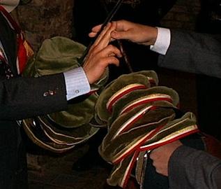 'Schwört bei dieser blanken Wehre!', Vaterländisches Gelöbnis bei einer Studentenverbindung, Foto: P. Diem