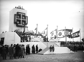 Kruckenkreuz - Kundgebung auf der Schmelz Kruckenkreuz - Kundgebung auf der Schmelz