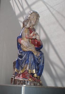 Statue der Mutter Gottes (Kopie), Foto: Jtanzler Aus: Wikicommons unter CC