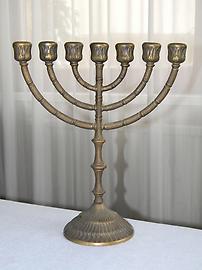 Menora bei Daim Menora bei Daim