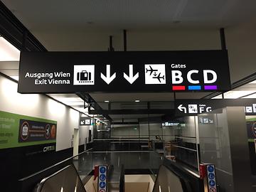 Neue Hinweistafeln Neue Hinweistafeln